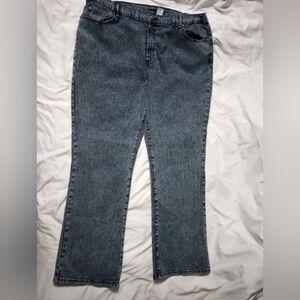 Womens blue jeans